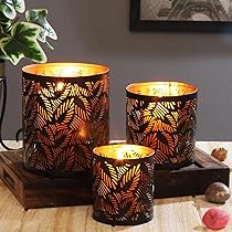 Set van 2 metalen Marokkaanse windlichten Namik, 20 cm; Oosterse vintage theelichthouder, zwart van buiten en goudkleurig van binnen; decoratief