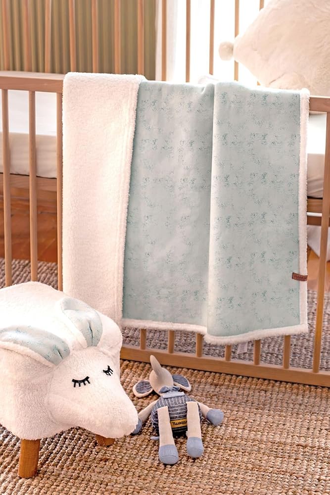 Fluffy Bebek Battaniyesi 80x100 Solid Yeşil Kundak Puset Çift Taraflı Koyun Tüyü Battaniye 100x80