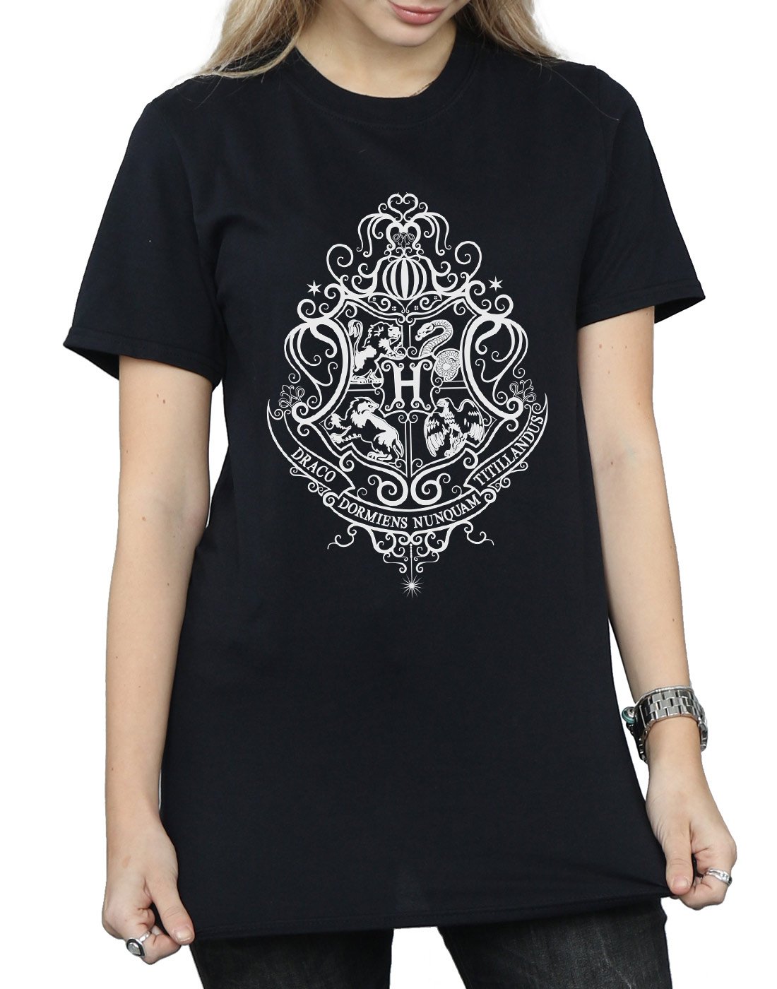 Absolute-Cult-Harry-Potter-Damen-Hogwarts-Draco-Dormiens-Crest-Boyfriend-Fit-T-Shirt-Schwarz-XX-Large