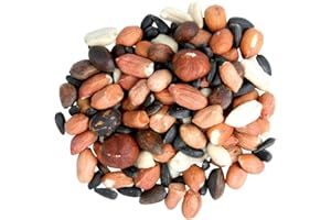 C J WILDBIRD FOODS LTD Wildlife Food CJ Squirrel Food Mix 1.5 Ltr