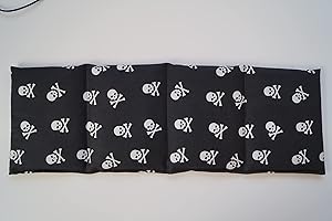 TITSCH Körnerkissen Bio-Roggen 4-Kammern 50cm x 17cm Totenköpfe