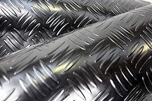 OLIVO TAPPETI Olivo.Shop - Copri Pavimenti in Gomma Isolante su Misura. Tappeto in PVC Antiscivolo. Passatoia di Gomma Ammortizzante a Metro per Industria. Vari Modelli e Misure. Design Grecato (Nero, 100x100cm)