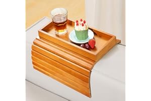Kssiaz Bandeja de Brazo para Sofá, Mesa de Brazo de Sofá de Bambú Plegable, Bandeja para Reposabrazos de Sofá Antideslizante con Portavasos, Mesa Lateral para Aperitivos Mandos Bebidas, Marrón Claro