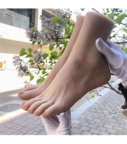 COSMEVIVI Künstliche Fußmodelle - Realistische Socken Display Halter