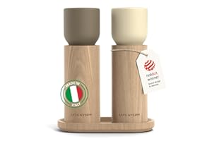 LARS NYSØM Salz und Pfeffermühle Holz Set - Manuelle Holzmühlen mit Keramikmahlwerk und Untersetzer - Große Pfeffermühle & Salzmühle für Grobes Salz - Gewürzmühle für Küche oder Tisch (Brown/Beige)