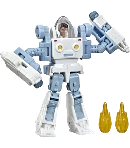 Studio Series SS 86-03 Deluxe Class Blurr In-Hand Images - Transformers - TFW2005