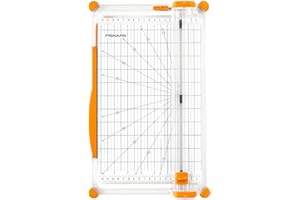 Fiskars Massicot SureCut, A4, Base Large, Grande Capacité avec Ligne de Coupe, Blanc/Orange, 1077980