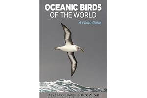 Oceanic Birds of the World: A Photo Guide