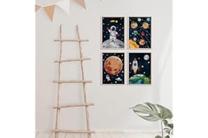 MeinBaby123® Lot de 4 posters pour chambre d'enfant astronaute,Format A4,A4,Fusées spatiales,Décoration pour chambre d'enfant,Pour fille,Poster mural de qualité supérieure,Astronaut V3