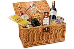 Römer Präsente Geschenkset Mediterrane Vielfalt: 8-teiliges Set; mediterraner Korb + Pizza Gebäck, Sugo, Pasta, Oliven, Terrine + 2 Flaschen Wein