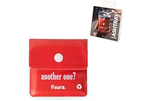 Fisura – Kieszonkowa popielniczka "you light my fire”. Funkcjonalny pojemnik na popiół do podróży i pleneru. Nadaje się do ponownego użycia. Wymiary 8 x 8 cm.