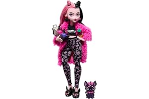 Monster High Coffret Soirée Pyjama Draculaura Poupée Draculaura, Chauve-Souris de Compagnie Comte Fabulous et Accessoires thématiques, HKY66