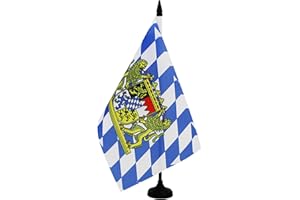 AZ FLAG - Tischflagge Bayern mit Löwe, 21 x 14 cm – kleine Bayerische Büroflagge, 100% Polyester, mit Fahnenstange von 25 cm und Sockel aus schwarzem Kunststoff