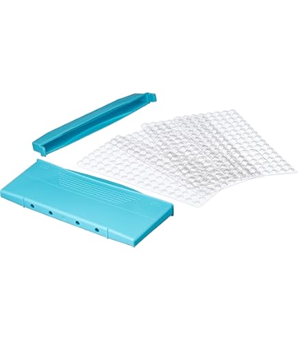 Ijsblokjes maker met deksel, BPA vrij en met silicone bodem - Blauw - JGR Trading Ijsblokjes maker met deksel, BPA vrij en met silicone bodem - Blauw - JGR Trading