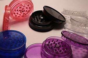 UNDERDAWG Plastic Herb Grinder 3 Part Magnetic Shark Teeth 60mm with Airtight Smell Proof Stash Storage (Pink)