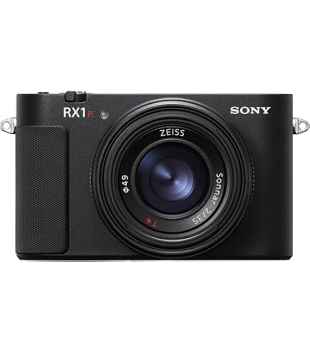 Sony A6400AM + 18-135 mm Lens Aynasız Fotoğraf Makinesi : Amazon