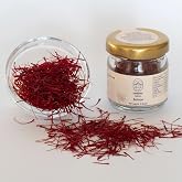 Kangina S&uuml;per Negin Safran - &Ouml;d&uuml;ll&uuml; Afganistan Herat Hasadı -%100 Saf Premium A+ Kalite - Yemek ve &Ccedil;ay İ&ccedil;in Doğal Aroma (2 Gr