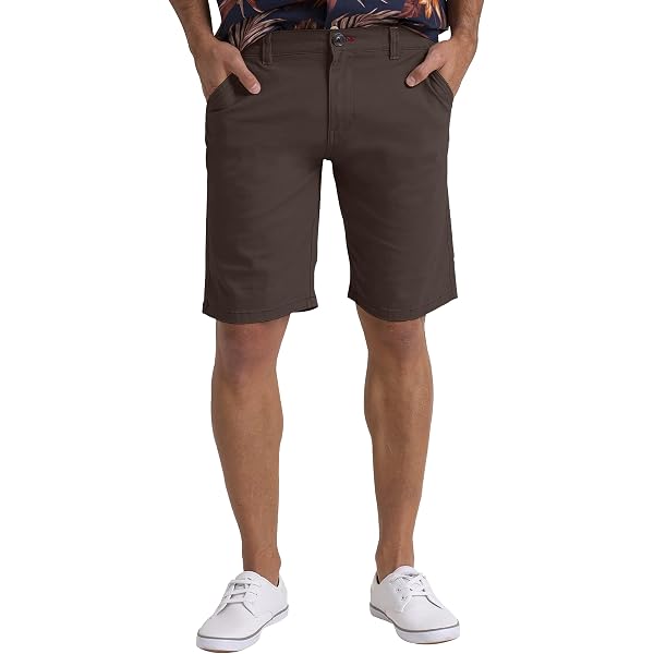 Il bermuda chino da uomo: la tendenza da indossare assolutamente in