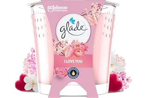 Glade Bougie Parfumée – Certifiée Vegan – Parfum I Love You - Infusé aux Huiles Essentielles –Formule Sans Huile de Palme – dure pendant au moins 27 heures – Cadeau Femme – 112g