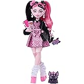 Monster High Bebek, Draculaura Pembe Fiyonklu Elbise ve Siyah Hırka Evcil Hayvan Yarasa Sayısı Muhteşem ve Ramen, Ruj ve &Ccedil;ant