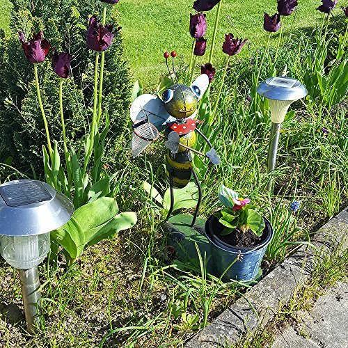 COM-FOUR® Dekofigur „Biene mit Kescher“, Gartenfigur aus bunt lackiertem Metall und Pflanztopf im Bienen-Design, ca. 41x34x21cm - 2