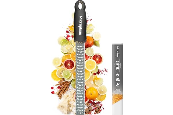 Microplane Zester Rivjärn i Black för Citrusfrukter, Parmesan, Ingefära, Choklad och Muskotnöt med fint blad av rostfritt stål – Tillverkad i USA