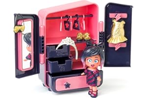 KOOKYLOOS Ava’s Wardrobe – Armario con más de 18 accesorios de moda y muñeca exclusiva con 3 expresiones divertidas, Incluye 2 outfits, accesorios y zapatos, perchas, cajones y 3 stickers
