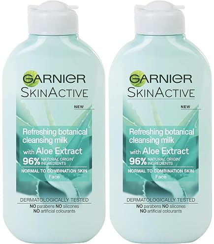 Garnier SkinActive Purifying Aloe Vera Face Toner, 96% Natural Origin  Ingredients, Hydrating Skin Tonic to Remove Makeup Residue and Purify Skin  After Cleansing, 200ml : Amazon.co.uk: Beauty