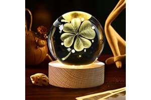‎GAESHOW GAESHOW 60 mm Kristallkugel LED, 3D Kleeblatt Gravierte Glaskugel Deko, Glücksbringer Crystal Ball mit Holzbasis, Jahrestag Geschenk für Frauen und Männer