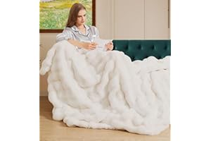 ORINOVA Kuscheldecke Flauschig Decke 150x200 cm Beige Sofadecke Plüschdecken Kunstfell Felldecke Creme Kuschelig Warme Decke Wohndecke Fleecedecke Bett