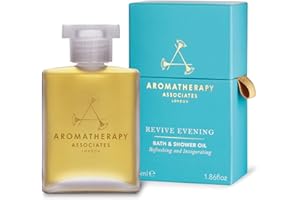 Aromatherapy Associates Revive Evening Aceite de baño y ducha de 55 ml, formulado para recuperar la confianza en uno mismo y la energía. Con una infusión de aceites esenciales de Madagascar Ylang Ylang para ayudar a disolver la ansiedad.