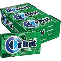 La Gomma Da Masticare Della Menta Verde Fatta Da Wrigley Ha Isolato Su Bianco Fotografia Stock - Foto 6