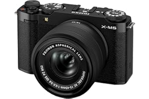 FUJIFILM X-M5 + XC15-45mm Kit Black