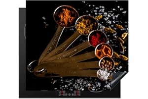 KitchenYeah© Protège Plaque Induction 59x52 cm Deco Cuisine Protection Pour Plan De Travail Cuisson Protégé Herbes - Cuillères - Sel - Epices - Noir