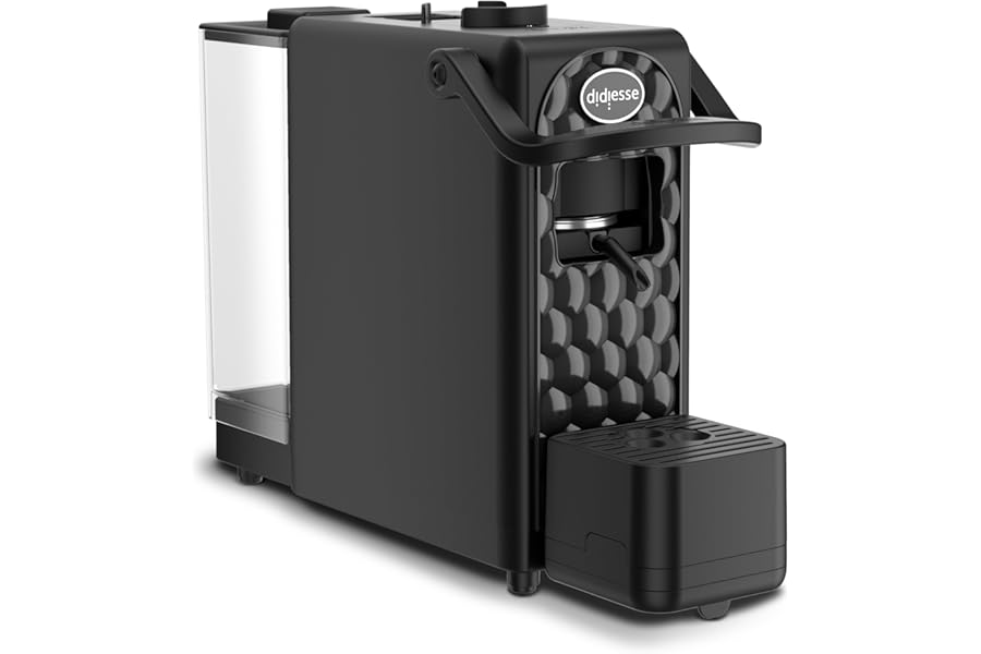 Didiesse DarkSide Espresso Machine, Intense and Aromatic Coffee without sacrificing Practicality and Design, 1.3 L Tank, Low Consumption (650W), Compact and Light – Black