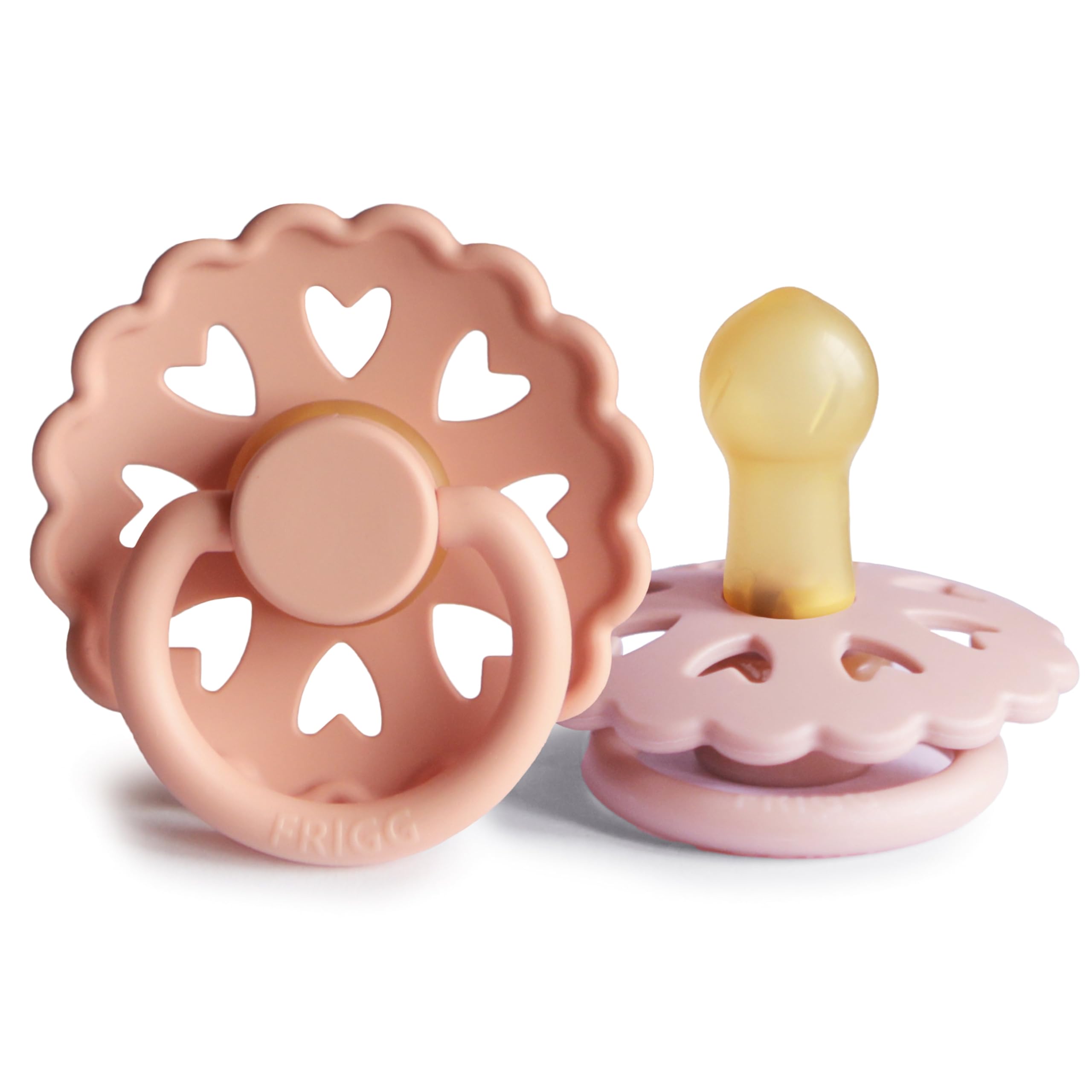 FRIGG Fairytale Confezione da 2 ciucci | Ciuccio in lattice | Senza BPA | Prodotto in Danimarca | Tettarella simmetrica a ciliegia | (Pretty In Peach/Primrose, Taglia 1 (0-6 Mesi)) - 1
