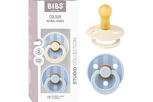 BIBS Colour Studio Paquete de 2 chupetes. Libre de BPA, Tetina redonda. Látex natural, Hecho en Dinamarca, 6-18 meses (Paquete de 2), Block Baby Blue/Dusty Blue