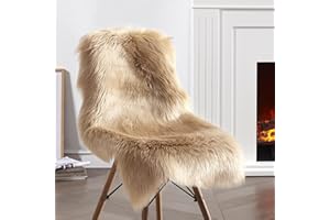 JXLOULAN Faux Lammfell Schaffell Teppich Beige 60x90 cm, Longhair Flauschiger Teppiche Wohnzimmer Deko Weicher Fell Carpet für Stühle Sofa Schlafzimmer Kinderzimmer