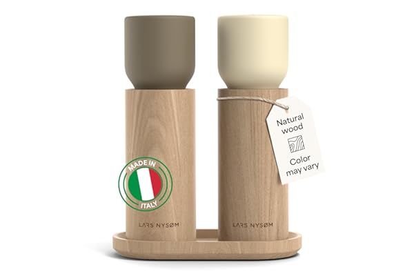 LARS NYSØM Moulin Sel et Poivre Manuel en Bois avec Plateau – Broyeurs Réglables en Céramique – Moulins Poivre Èlégant set en Hêtre pour Cuisine ou Table à manger (Brown/Beige)
