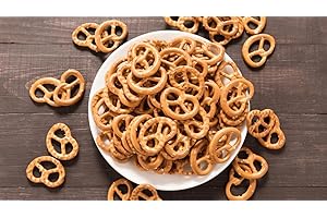 Salted Pretzels 1kg – Original Salty Flavour Mini Pretzel with Sea Salt Flavoured Oven Baked Brezels Bretzels Crunchy Party Snack - Large Bulk Big Sharing Bag Snacks (Packaging May Vary) Vegan PURIMA