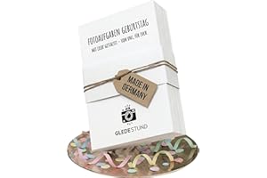 GLEDESTUND® Fotoaufgaben Geburtstag – 60 Karten mit 50 kreativen Aufgaben + 10 Blanko-Karten, Nachhaltig produziert in Deutschland, modernes Schlichtes Design für Jung & Alt