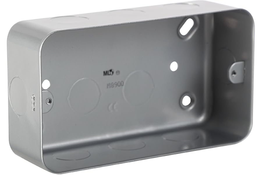KNIGHTSBRIDGE M8900 Metal Clad 2G Back Box, Silver