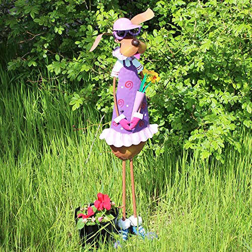 COM-FOUR® Dekofigur „Hundedame mit Blumen“, Gartenfigur aus bunt lackiertem Metall im Hunde-Design, ca. 63×21,6x12cm - 3