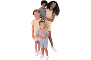 DreamBuy Holiday Essentials Plain or Personalised T Shirt and Shorts Set – Custom Kids Outfit – Boys Shorts, Girls Summer Clothes – Birthday Gift for Toddlers and Children