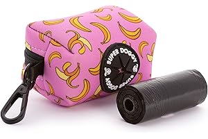 SUPER DOGGY Distributeur de sacs à crottes pour chiens - Porte-sac à crottes avec motifs amusants - Sacs à crottes pour chiens - Rouleau de sacs inclus (Pink Bananas)