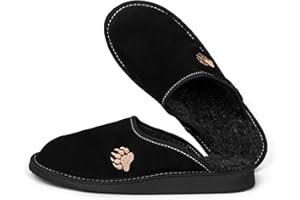 TYLBUT Ciepłe kapcie męskie z naturalnego zamszu ze szlachetnym haftem w łapki misia, wygodne pantofle dziadka z antypoślizgową podeszwą z pianki EVA, idealne klapki męskie na zimne wieczory