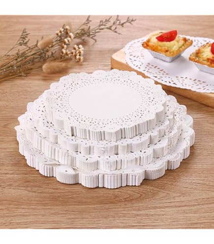Napperon rond en papier blanc sur