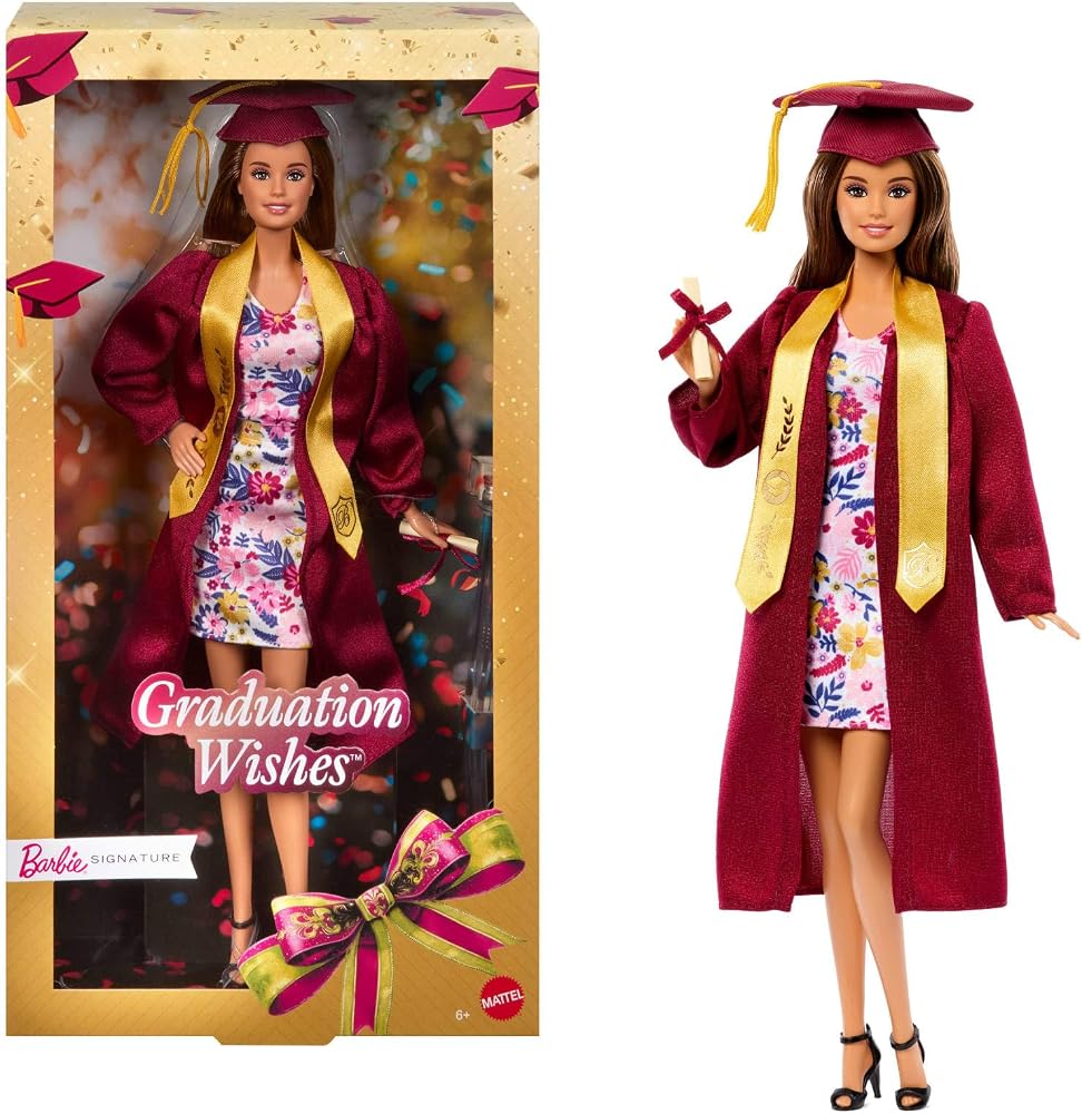 Hediye edilmeye hazır ambalajda bordo cübbesi ve püsküllü kepiyle koleksiyona uygun Barbie Signature Mezuniyet Dilekleri bebek, JJX81