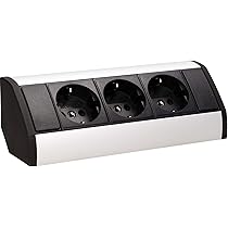 Orno FS-4 - Enchufe Esquinero De 4 Enchufes Con Seguridad Para Niños, Montaje De Montaje De 45°, Ideal Para Cocina, Oficina Y Encimera, 3680 W 16 A (3 Compartimentos Con Cables + 2 USB