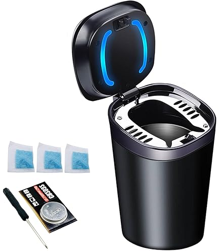 Plastic Portable Car Ashtray With Lid And Blue LED Light (1 Pc) 18881